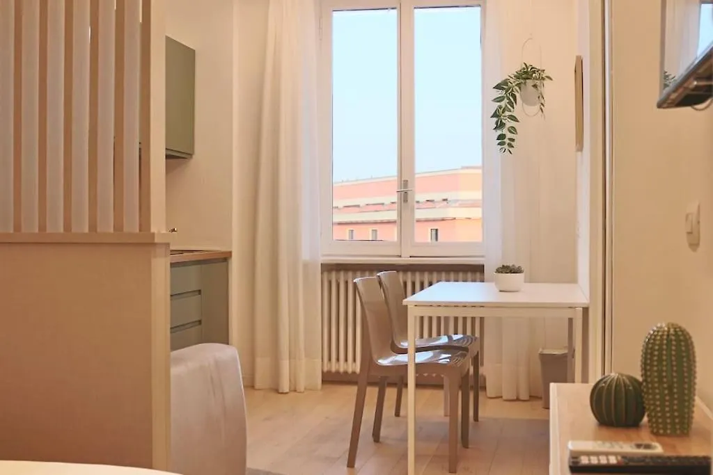 Mini Attic In Center Corso Buenosaires Apartment Milan