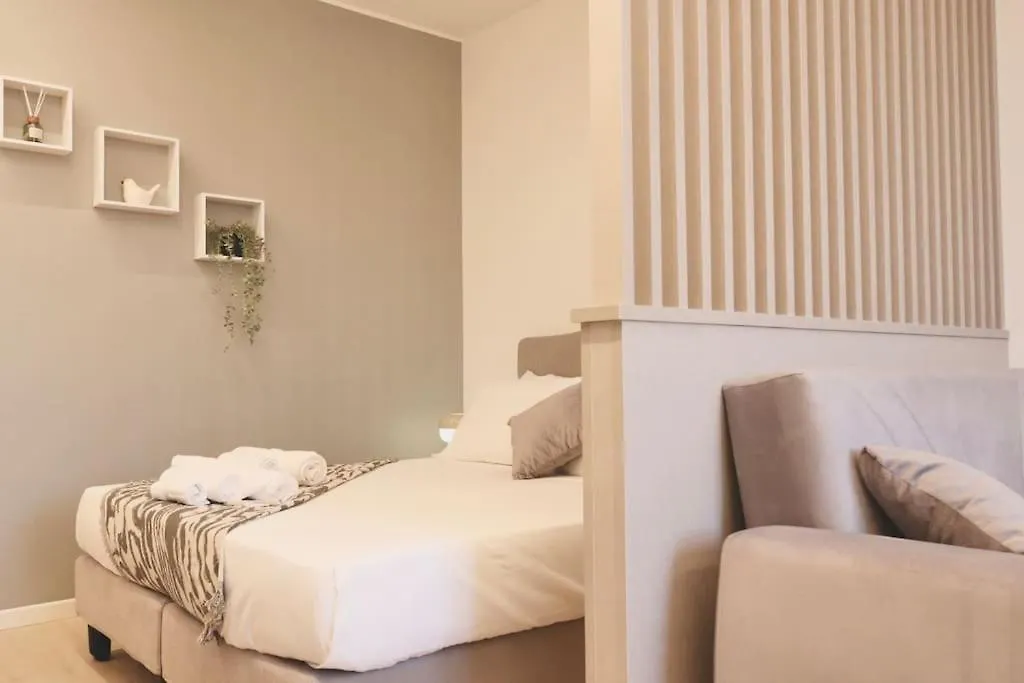 Mini Attic In Center Corso Buenosaires Apartment Milan 0*,